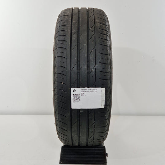 Käytetty: 205/55R16 91V Bridgestone Turanza T001