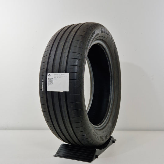 Käytetty: 205/55R17 91V Goodyear EfficientGrip Performance