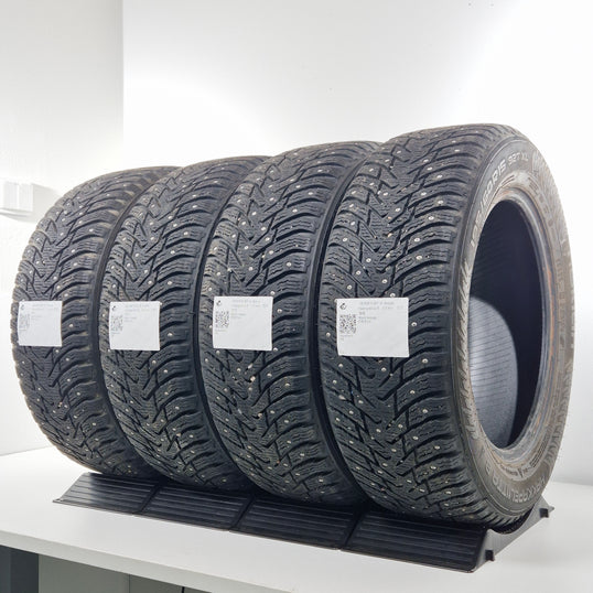 Käytetty: 195/60R15 92T XL Nokian Hakkapeliitta 8