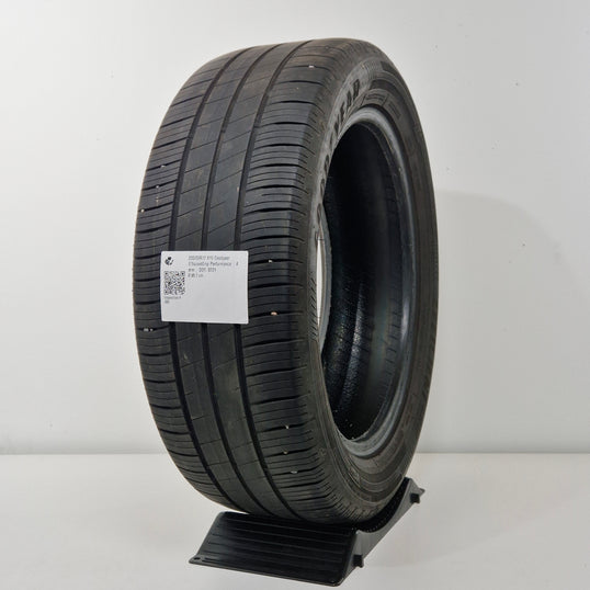 Käytetty: 205/55R17 91V Goodyear EfficientGrip Performance