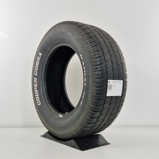 Käytetty: 235/60R15 98T Cooper Cobra Radial G/T
