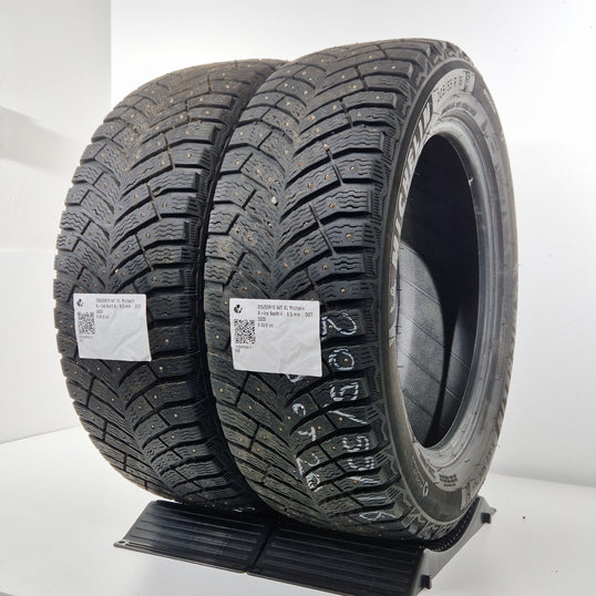 Käytetty: 205/55R16 94T XL Michelin X-Ice North 4