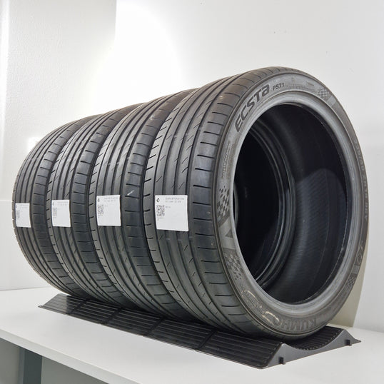 Käytetty: 235/40R19 96Y XL Kumho Ecsta PS71