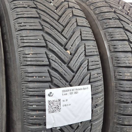 Käytetty: 205/60R16 92T Michelin Alpin 6