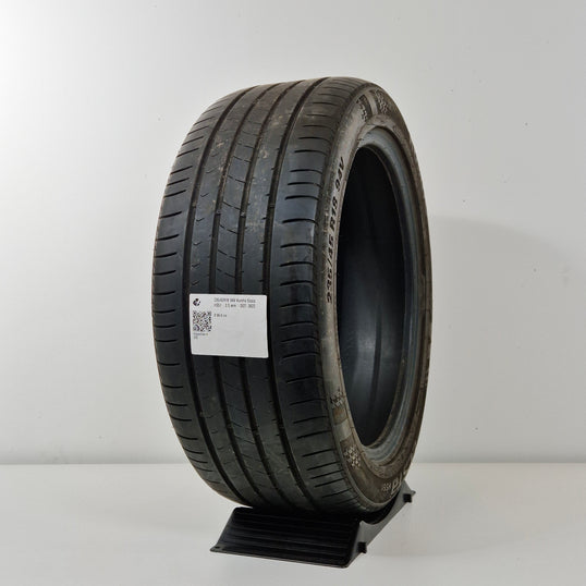 Käytetty: 235/45R18 94V Kumho Ecsta HS51