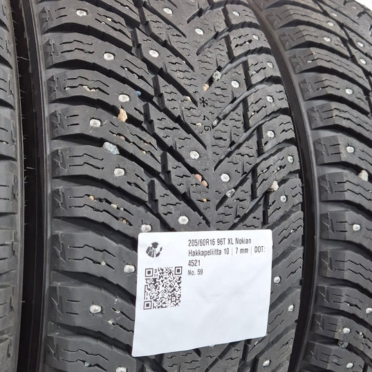 Käytetty: 205/60R16 96T XL Nokian Hakkapeliitta 10