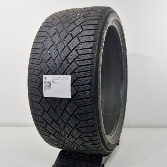 Käytetty: 255/35R19 96T XL Continental Vikingcontact 7