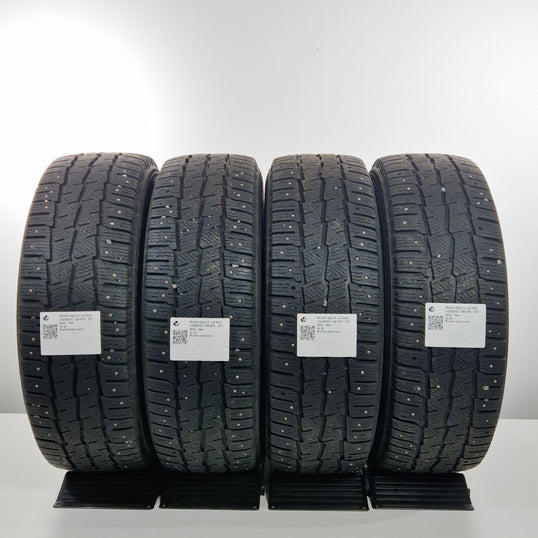 Käytetty: 215/65R16 C 109/107R Michelin Agilis X-Ice North