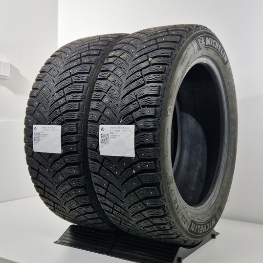 Käytetty: 215/55R17 98T XL Michelin X-Ice North 4