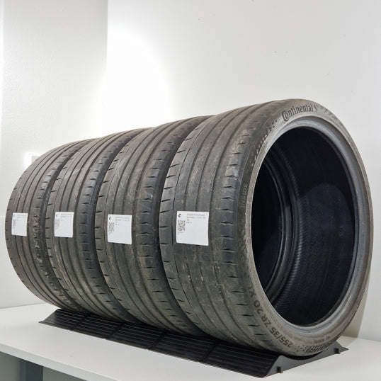 Käytetty: 255/35R20 97Y XL Continental SportContact 7