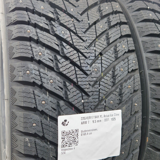Käytetty: 225/45R17 94H XL Arivo Ice Claw ARW 7