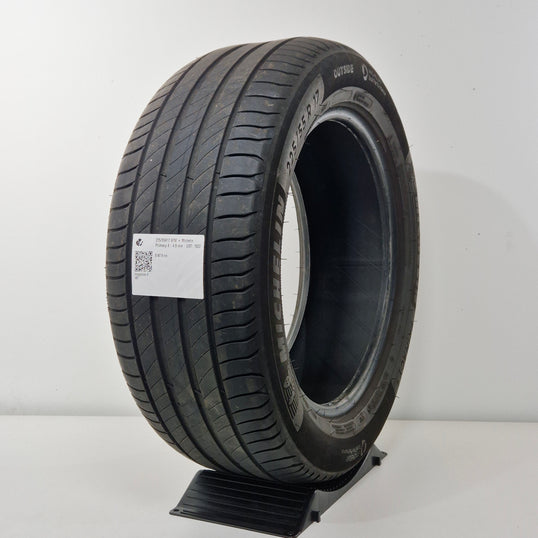 Käytetty: 225/55R17 97W + Michelin Primacy 4
