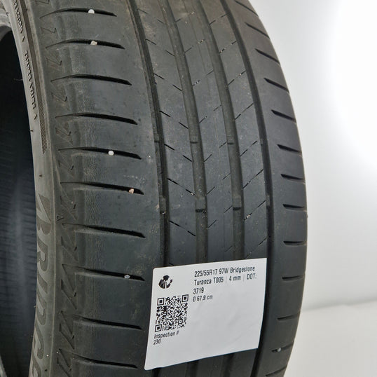 Käytetty: 225/55R17 97W Bridgestone Turanza T005