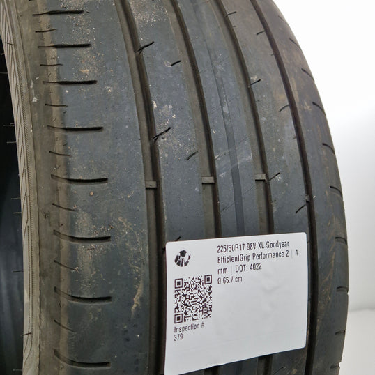 Käytetty: 225/50R17 98V XL Goodyear EfficientGrip Performance 2