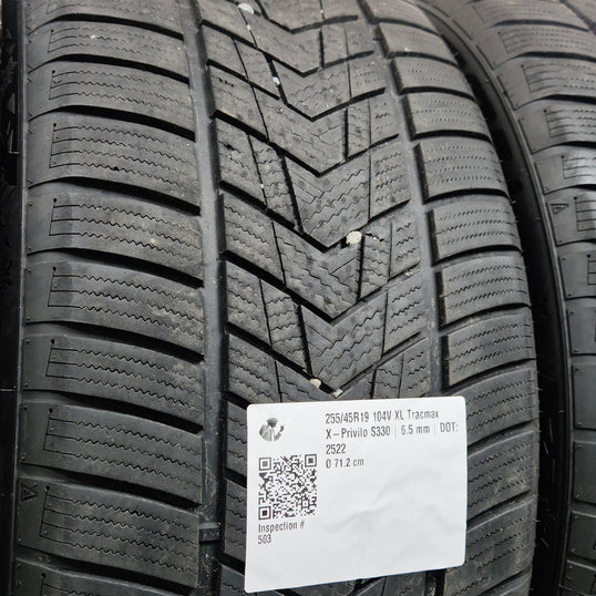 Käytetty: 255/45R19 104V XL Tracmax X-Privilo S330