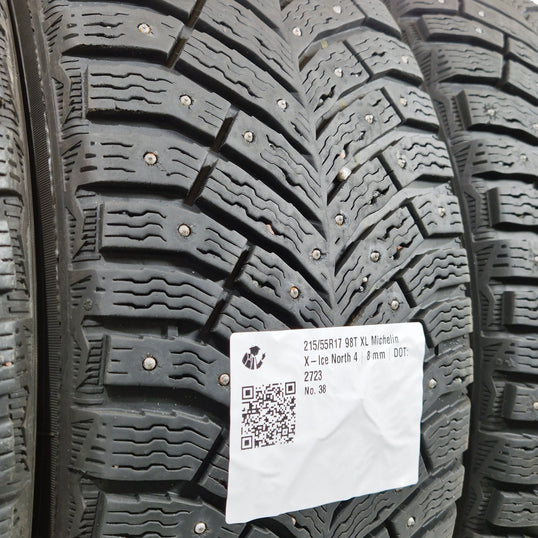 Käytetty: 215/55R17 98T XL Michelin X-Ice North 4