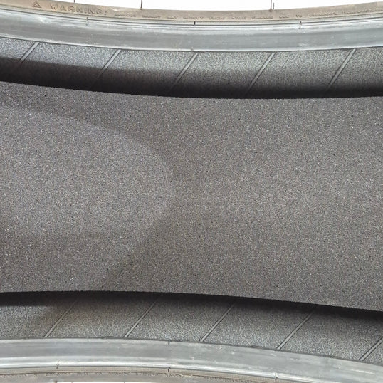 Käytetty: 245/45R19 102Y XL SIL Michelin E Primacy