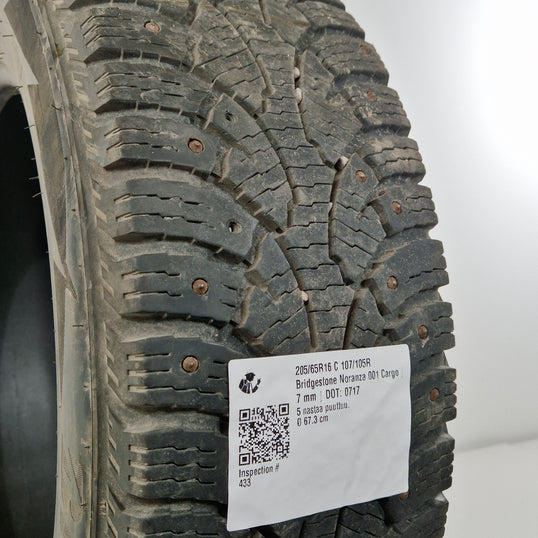 Käytetty: 205/65R16 C 107/105R Bridgestone Noranza 001 Cargo