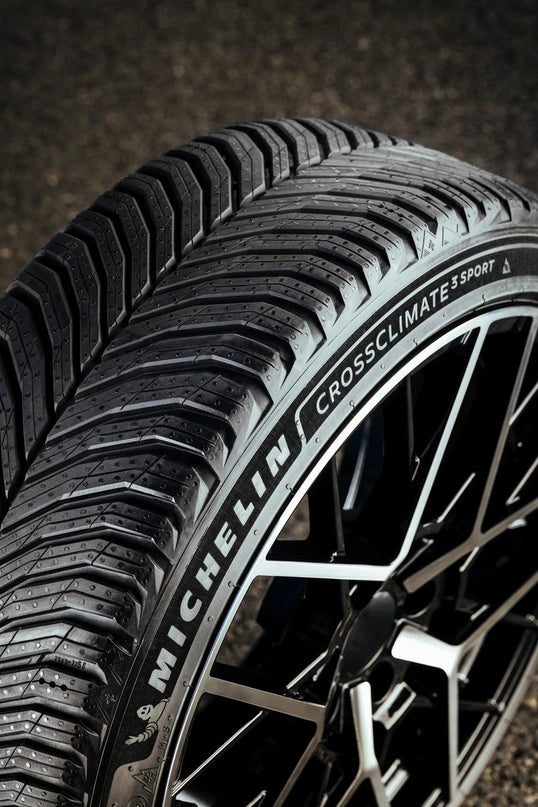 285/45R22 114Y XL CROSSCLIMATE 3 SPORT MICHELIN