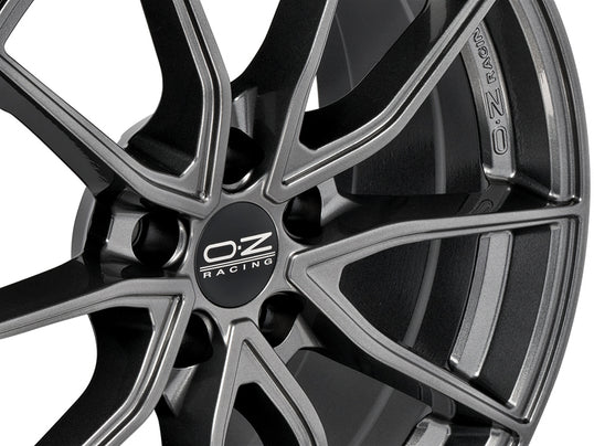 OZ Super Sport S.Graphite 8x19 5-108 E45 C63,40 60