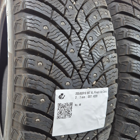 Käytetty: 205/60R16 96T XL Pirelli Ice Zero 2