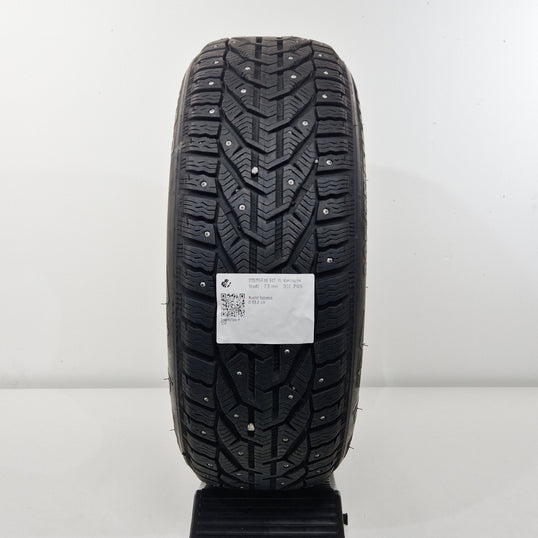 Käytetty: 205/55R16 94T XL Kormoran Stud2