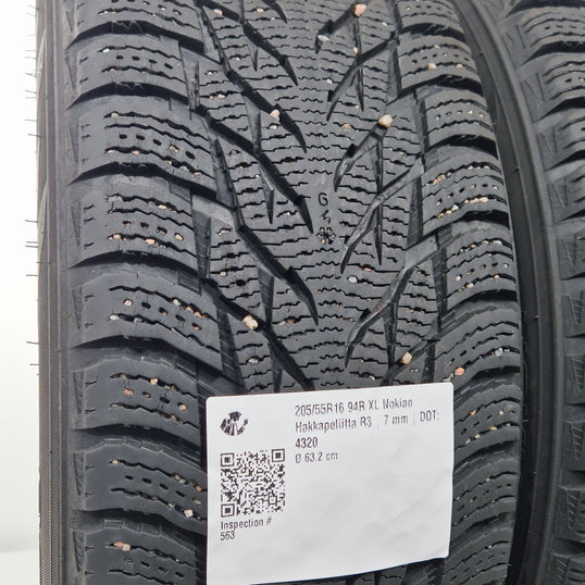 Käytetty: 205/55R16 94R XL Nokian Hakkapeliitta R3