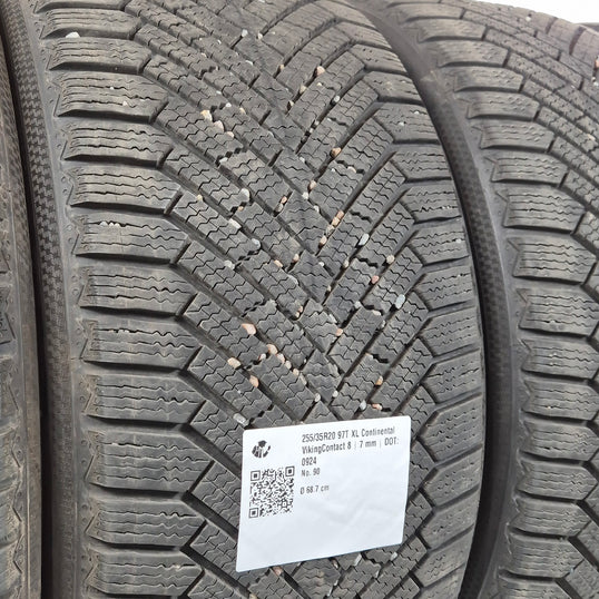 Käytetty: 255/35R20 97T XL Continental VikingContact 8