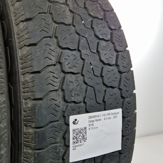 Käytetty: 235/65R16 C 115/113R Goodyear Cargo Vector