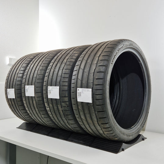 Käytetty: 245/35R19 93Y XL Hankook Ventus S1 Evo3