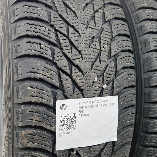 Käytetty: 215/55R17 98R XL Nokian Hakkapeliitta R3