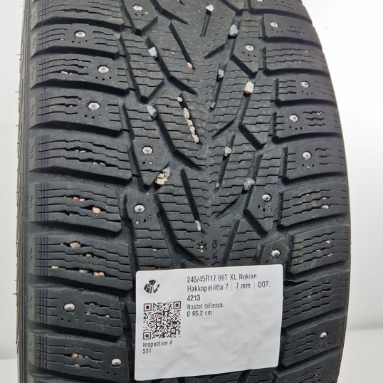 Käytetty: 245/45R17 99T XL Nokian Hakkapeliitta 7