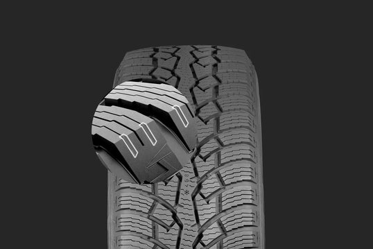 225/75R16 C Nokian Tyres Hakkapeliitta CR4 121/120 R