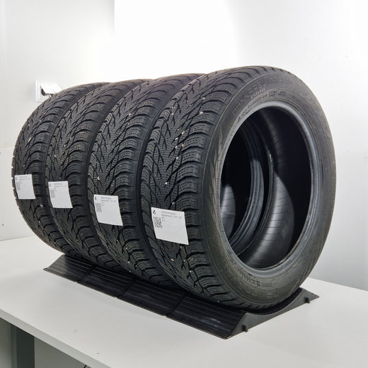Käytetty: 195/55R16 91R XL Nokian Hakkapeliitta R3