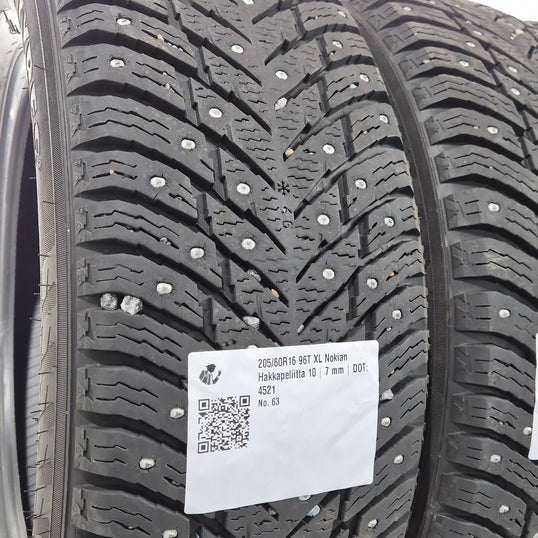 Käytetty: 205/60R16 96T XL Nokian Hakkapeliitta 10