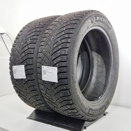 Käytetty: 215/55R17 98T XL Michelin X-Ice North 4