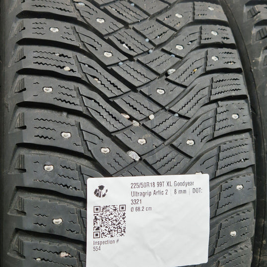 Käytetty: 225/50R18 99T XL Goodyear Ultragrip Artic 2