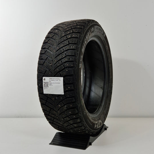 Käytetty: 205/55R16 94T XL Michelin X-Ice North 4